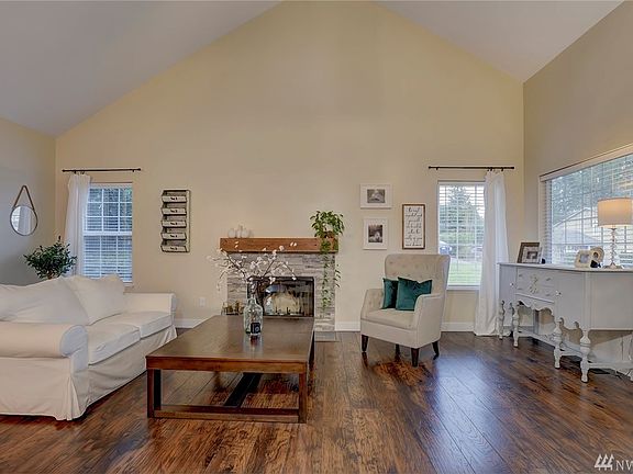 5th image of 11025 Lobelia Ave NW