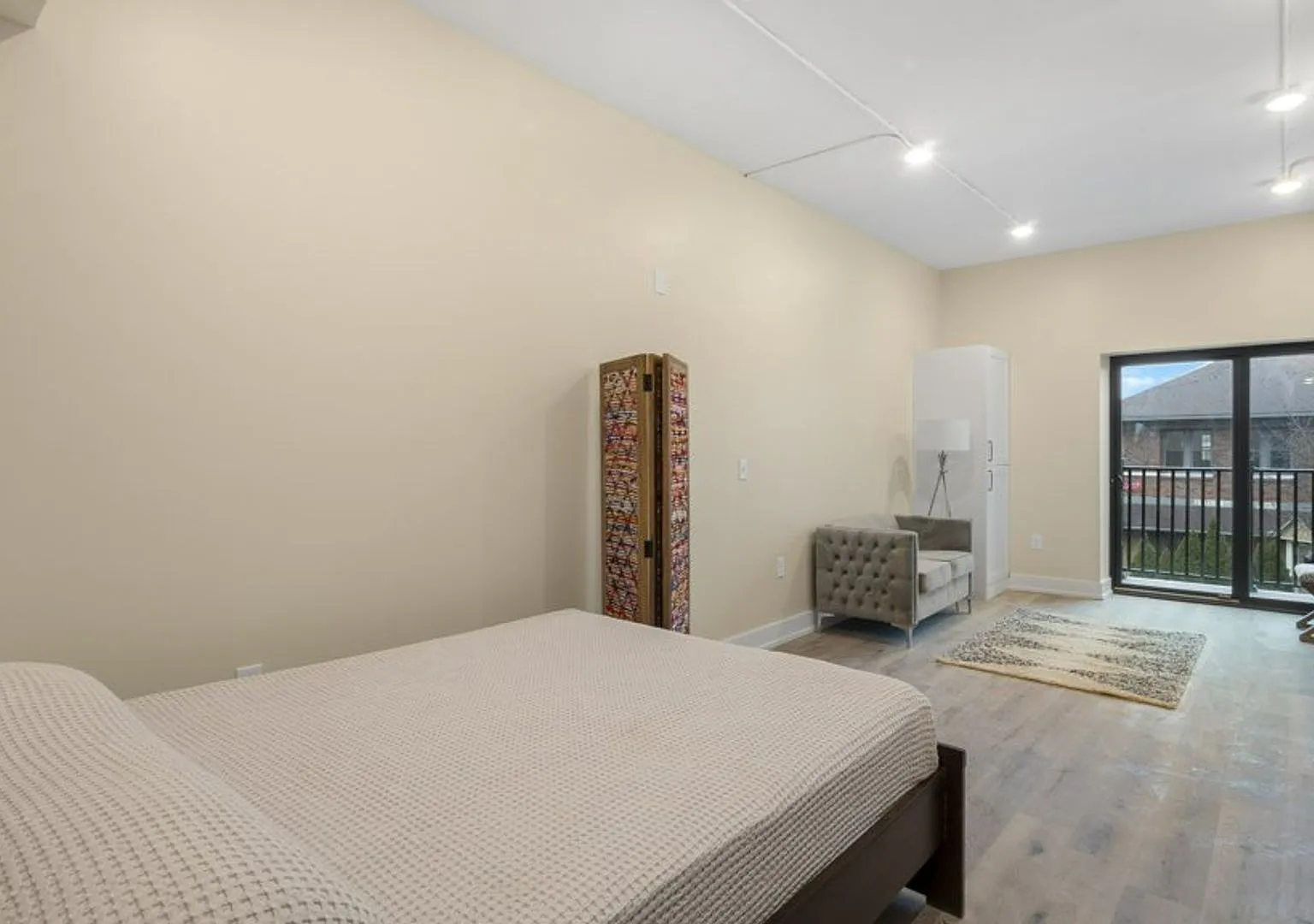 Beautiful Apartments West Grand Neighborhood — Photo 4