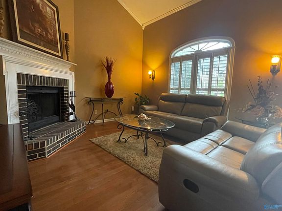 5th image of 6646 Steeplechase Dr NW