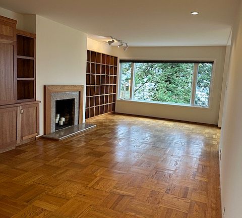 Living rm open to Family room/Dining