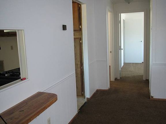5th image of 5798 Montclair Ave