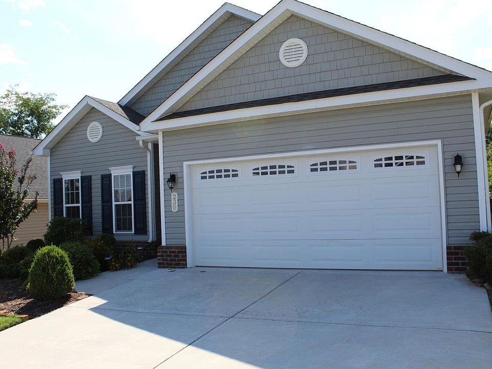 1st image of 230 Legacy Oaks Cir