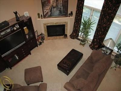 2nd image of 310 Saint Lawrence Blvd