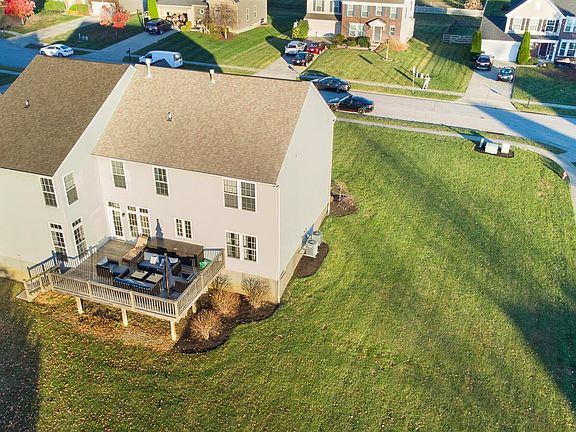 2nd image of 5523 Mallard Pointe Ct