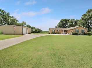 1925 16500th Rd, Oswego, KS 67356