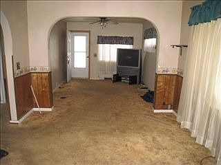 3rd image of 141 E Jones St