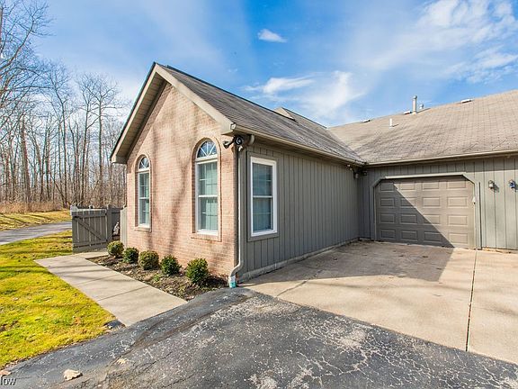 3rd image of 8050 Harbor Creek Dr #16/1604