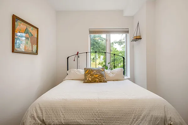 Rented by Compass | media 16