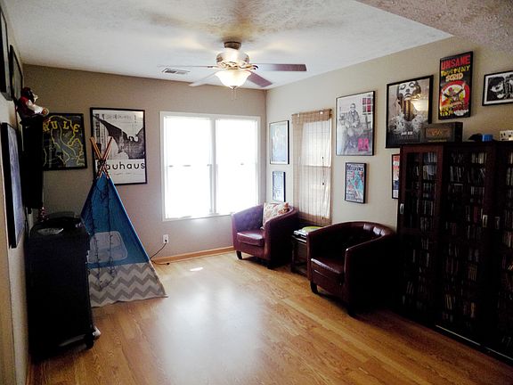 Bedroom 3/family room