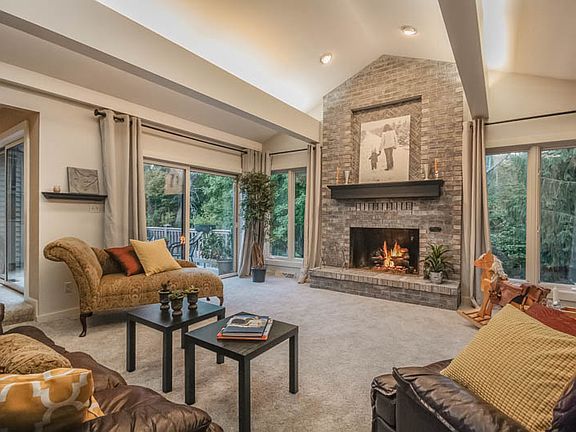 4th image of 2803 Shady Oaks Ct SW