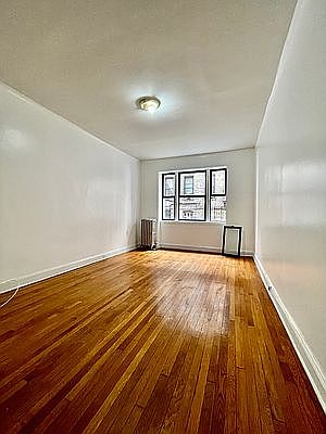 1st image of 725 W 172nd St APT 8