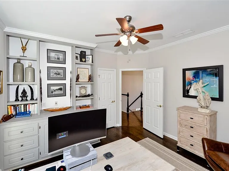 310 Windsor Gate Cv — Photo 49