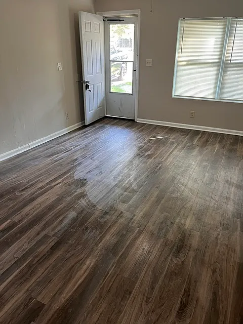 2 bed, 800 sqft, $1,100 — Photo 2