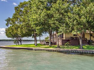 202 Shady Shores Dr, Gun Barrel City, TX 75156