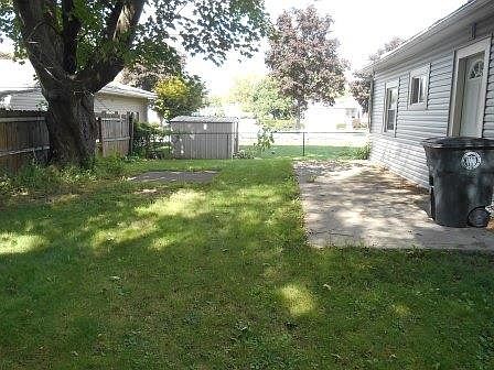 3rd image of 516 Pauline Ave