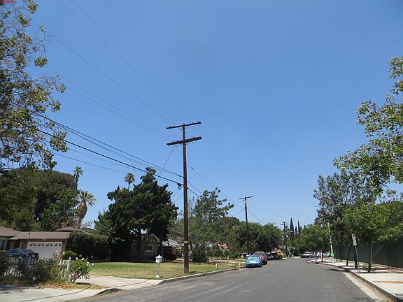 5th image of 8923 Kester Ave