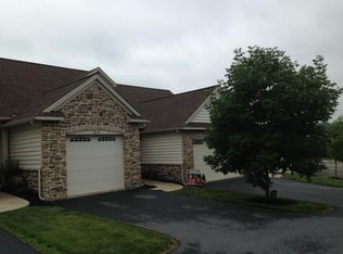 213 Masonic Dr, Elizabethtown, PA 17022