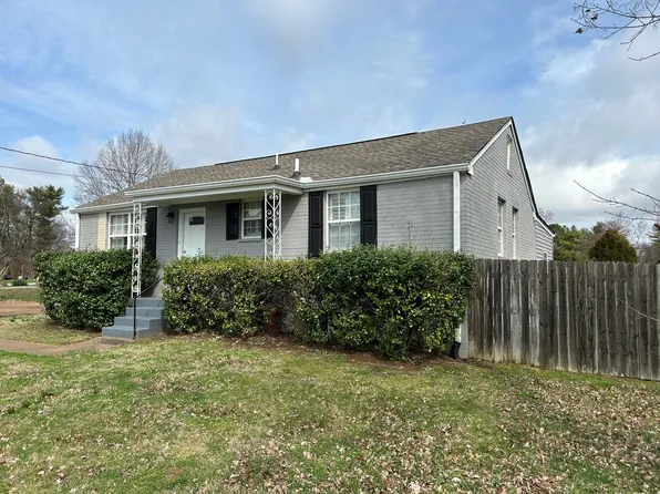 370 Strasser Dr, Nashville, TN 37211