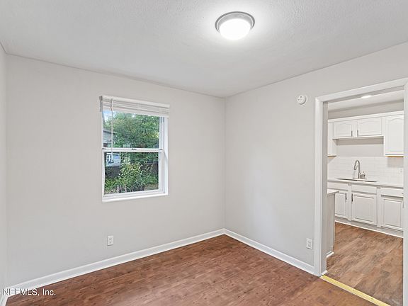 4th image of 6228 TERRY PARKER Drive N