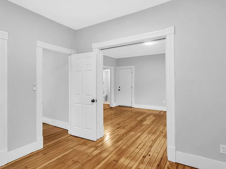 863 Chicopee St #1L — Photo 14