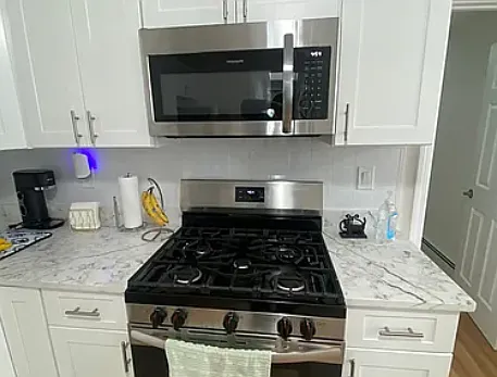 2 bed, $3,000 — Photo 4