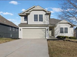 13704 Berger Ave, Bonner Springs, KS 66012