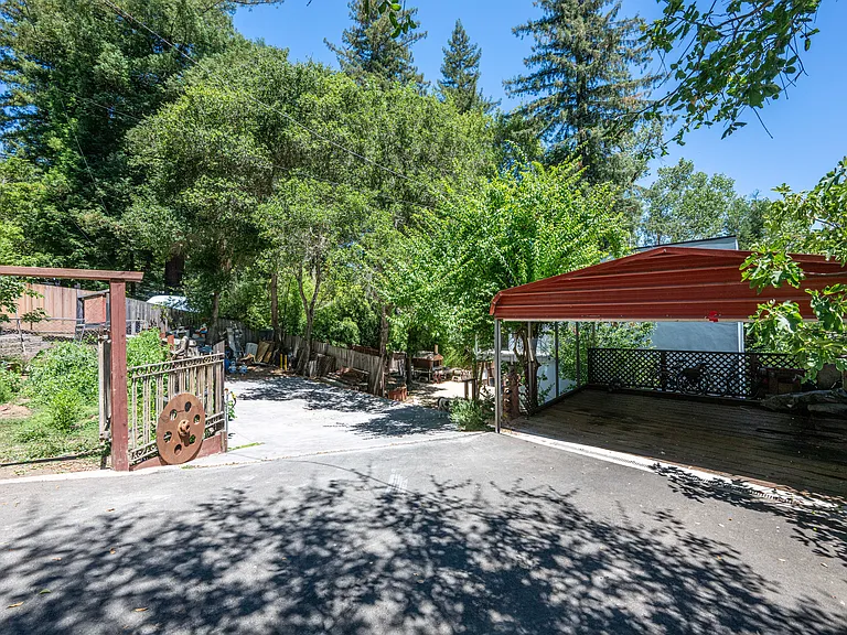 2733 N Fitch Mountain Rd — Photo 57