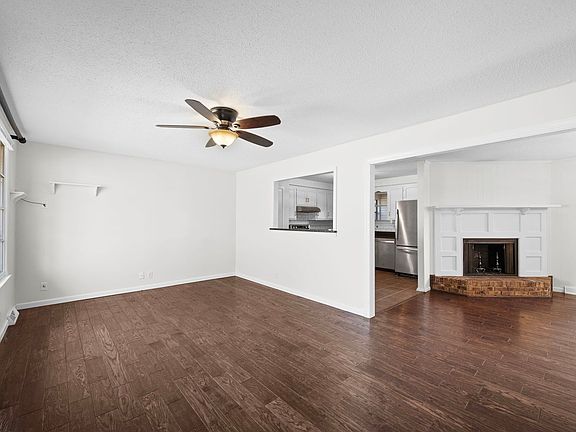 2nd image of 2560 Memorial Drive Ext