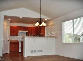 910 Glenbrook Ct, Windsor, CO 80550
