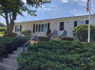 112 Snowgoose Ln, Plymouth, MA 02360