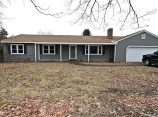 7 Inas Rd, Brookfield, CT 06804
