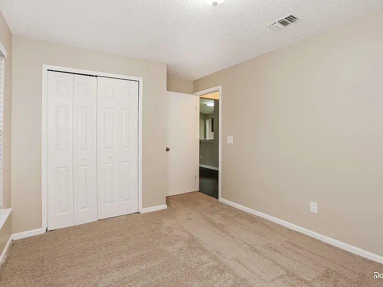 6507 Diamond Leaf Ct S — Photo 13