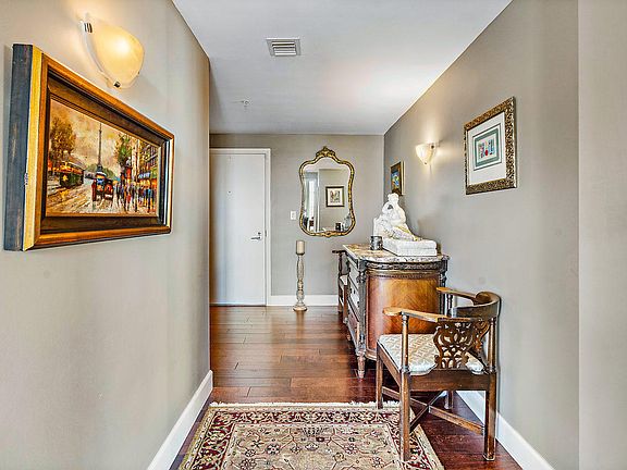 5th image of 550 Okeechobee Blvd APT 1122
