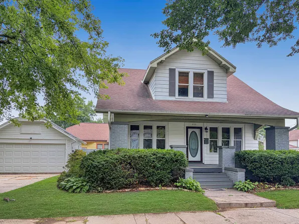 2127 S 9th St, Sheboygan, WI 53081