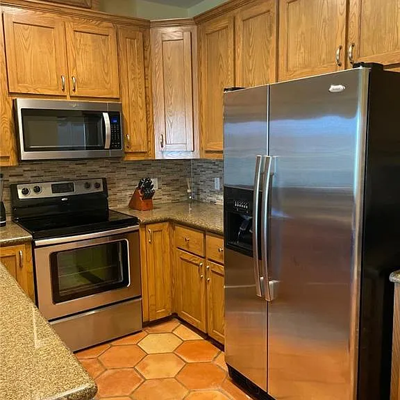 1412 E Keeton Ave #18 — Photo 7