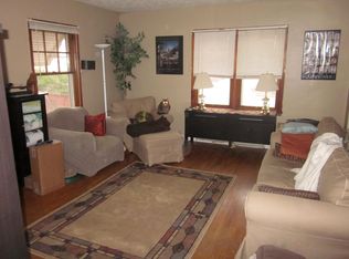 1227 Houston St, Manhattan, KS 66502