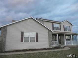 129 Whisper Creek Dr, Wentzville, MO 63385