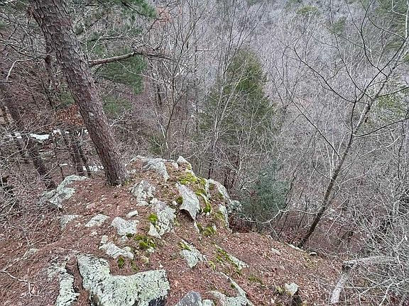 4th image of 84 N Old Factory Site Rd