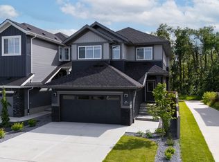 1573 Esaiw Pl NW, Edmonton, AB T6M 0E5