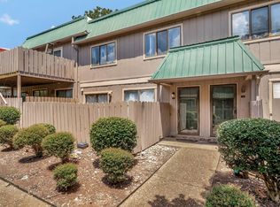 2225 Golf Rd SW APT 417, Huntsville, AL 35802