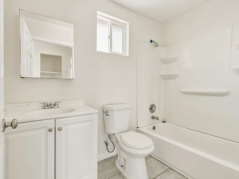 10909 S Burin Ave — Photo 17