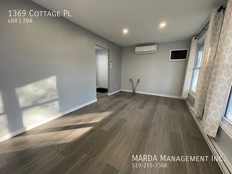 1369 Cottage Pl — Photo 3