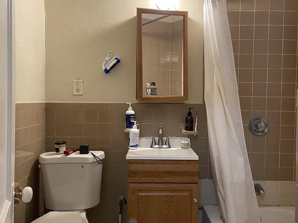 2nd image of 171 Hemenway St APT 3C