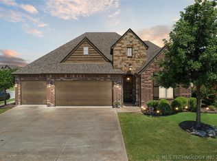 11705 S Umber Pl, Jenks, OK 74037