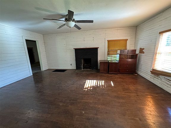 2nd image of 2107 S Fannin Ave