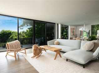 185 Tweed Blvd, Nyack, NY 10960