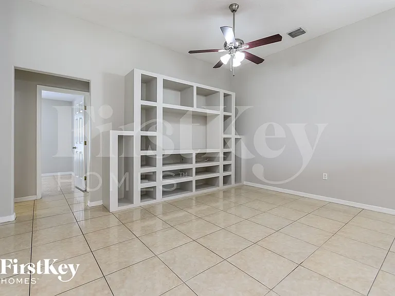 557 Peace Dr — Photo 9