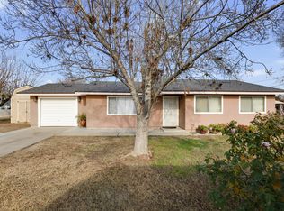 586 W Woods Ave, Tipton, CA 93272