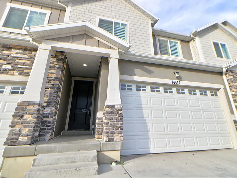 14447 S Quiet Shade Dr — Photo 2