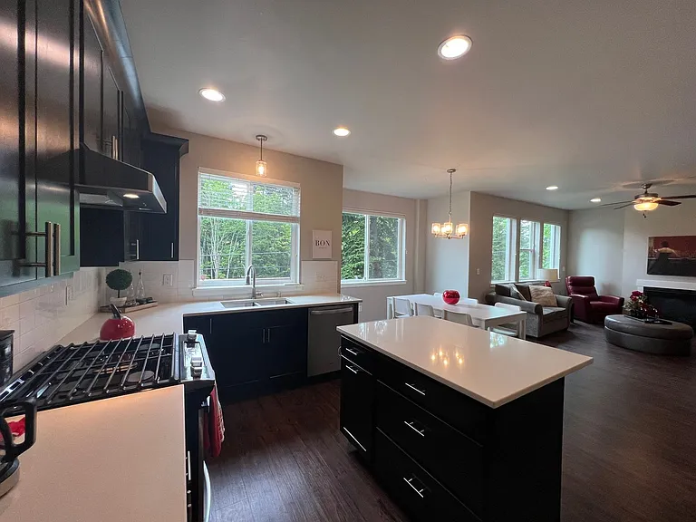 514 Fielding Ct — Photo 11